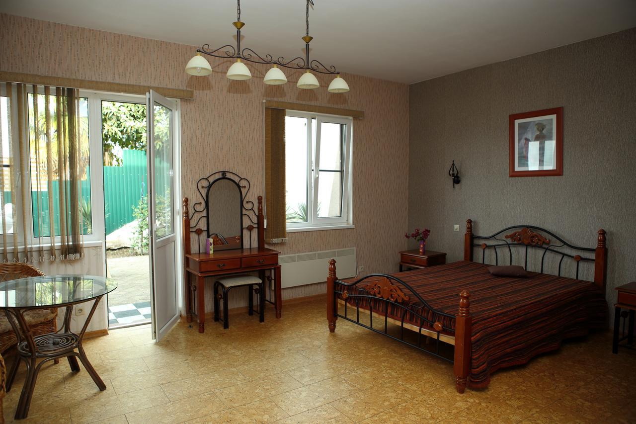 גגרה Mamzyshkha Guest House מראה חיצוני תמונה