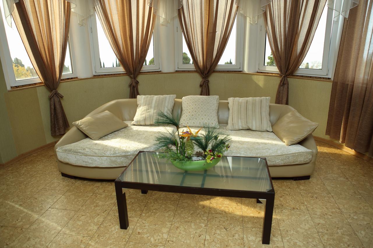 גגרה Mamzyshkha Guest House מראה חיצוני תמונה